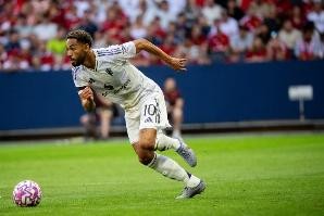 足球投注平台-前青训教练：库尼亚认知能力远胜其他人，他双脚能力均衡也是领袖