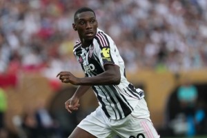 FIFA Club World Cup-尤文跟队记者披露穆阿尼转会细节：巴黎压价至6000万欧，尤文已退出谈判