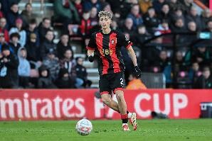 德天空：拜仁关注若纳坦-塔&amp;怀森 但高价买中卫得先卖人