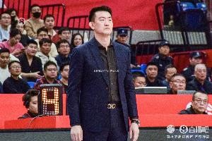 俱乐部世界杯-苏群：广厦应该考虑各种防守混合使用 而不只是一种方式从头到尾