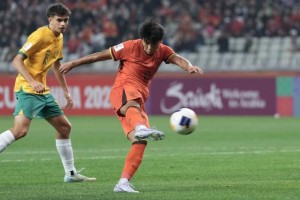在线投注-【U20亚洲杯】蒯纪闻凌空斩 国青1比2澳大利亚