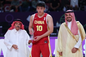 FIFA Club World Cup-全运难夺金？王俊杰赵维伦战NCAA辽篮受影响 辽鲁群殴已损兵折将