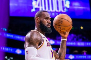 【观察】揭秘詹皇4万分：4个时代进攻4度进化